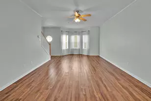 1701 S 12th St, Waco, TX 76706 - Photo 2