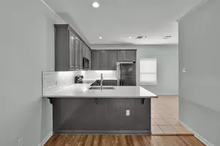 1701 S 12th St, Waco, TX 76706 - Photo 6