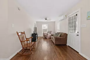 317 Ritchey St, Gainesville, TX 76240 - Photo 10