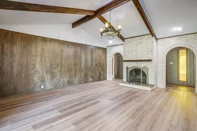 1417 Tarver Road, Burleson, TX 76028 - Photo 14