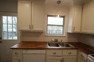 1921 Deborah Dr, Sherman, TX 75090 - Photo 12