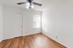 410 Bryan St, Denton, TX 76201 - Photo 6