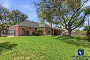 703 Brandon Dr, Cleburne, TX 76033 - Photo 24