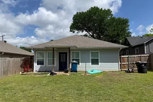 406 E Shepherd St, Denison, TX 75021 - Photo 8