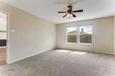 725 Redwing Drive, Saginaw, TX 76131 - Photo 14