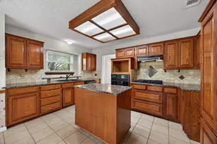 301 Raintree Dr, Highland Village, TX 75077 - Photo 18