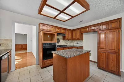 301 Raintree Drive, Highland Village, TX 75077 - Photo 20