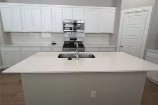 517 River Rdg Dr, Princeton, TX 75071 - Photo 2