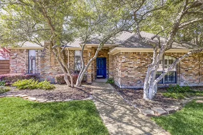 6522 La Manga Drive, Dallas, TX 75248 - Photo 1