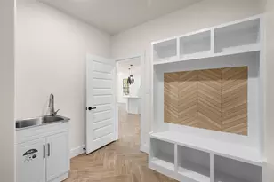 2418 Beverly Dr, Granbury, TX 76048 - Photo 16