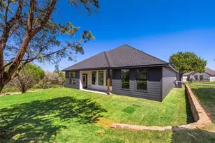 2418 Beverly Dr, Granbury, TX 76048 - Photo 30