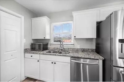 3940 Ryan Avenue, Fort Worth, TX 76110 - Photo 10