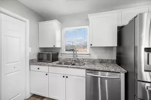 3940 Ryan Ave, Fort Worth, TX 76110 - Photo 10