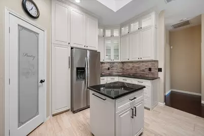 1202 Angel Fire Lane, Arlington, TX 76001 - Photo 6