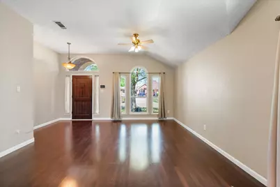 1202 Angel Fire Lane, Arlington, TX 76001 - Photo 26