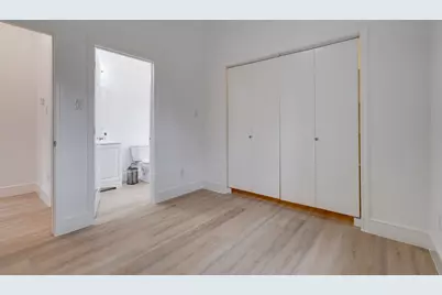 2323 Douglas Avenue, Dallas, TX 75219 - Photo 6