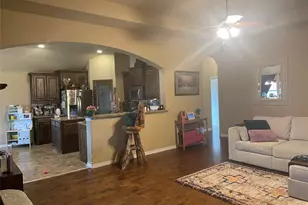 1224 Eagle Lake Dr, Azle, TX 76020 - Photo 10