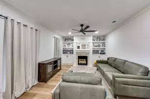 4316 Springbranch Dr, Benbrook, TX 76116 - Photo 4