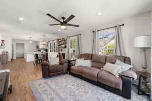 1204 Maxfield St, Waco, TX 76705 - Photo 2