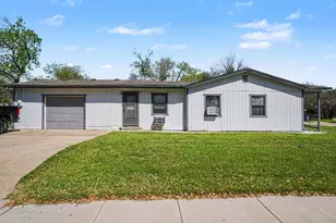105 E Park St, Little Elm, TX 75068 - Photo 1