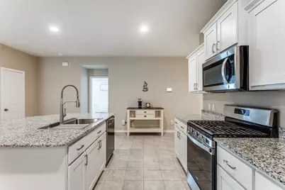 605 Basteen Lane, Justin, TX 76247 - Photo 4
