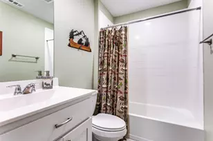 605 Basteen Ln, Justin, TX 76247 - Photo 16