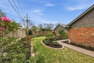 3908 Thistle Ln, Fort Worth, TX 76109 - Photo 36