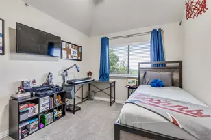 8678 Glen Hollow Dr, Fort Worth, TX 76179 - Photo 16