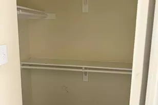 512 Bellevue Ln, Arlington, TX 76012 - Photo 16