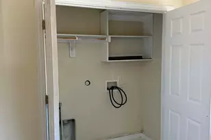 512 Bellevue Ln, Arlington, TX 76012 - Photo 10