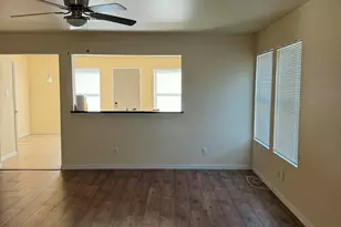 512 Bellevue Ln, Arlington, TX 76012 - Photo 8