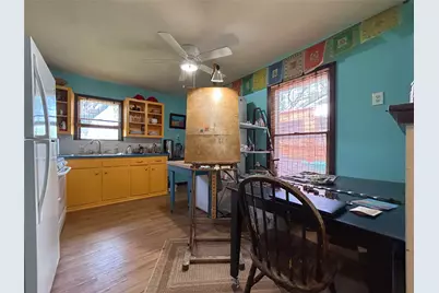 516 Harlem Avenue, Waco, TX 76704 - Photo 8