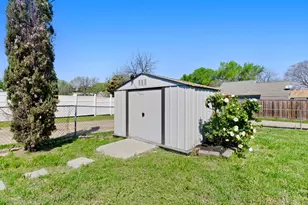 539 E Bethany Dr, Allen, TX 75002 - Photo 24