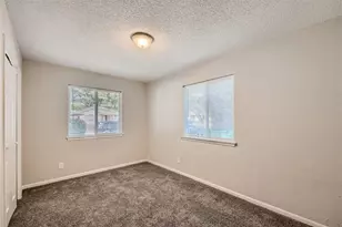 1018 S Murray St, McKinney, TX 75069 - Photo 10