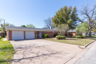 810 Harwell St, Abilene, TX 79601 - Photo 2