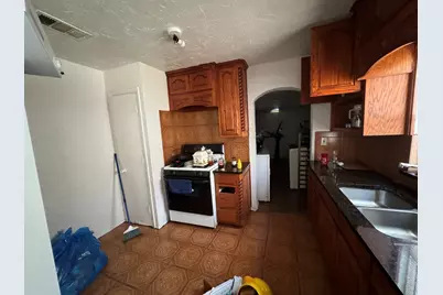 2634 Emmett Street, Dallas, TX 75211 - Photo 8