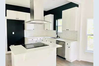 2210 Langford Street, Greenville, TX 75401 - Photo 8