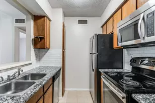 6050 Melody Ln, Dallas, TX 75231 - Photo 8