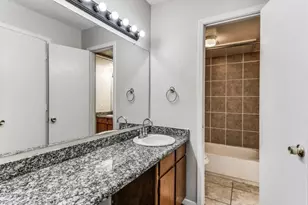 6050 Melody Ln, Dallas, TX 75231 - Photo 10