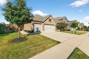 9613 Oxbow Ln, Little Elm, TX 75068 - Photo 4