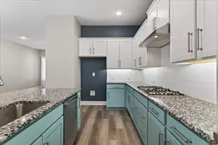 9613 Oxbow Ln, Little Elm, TX 75068 - Photo 14