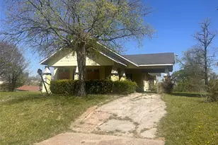 2005 Avenue B, Fort Worth, TX 76104 - Photo 1