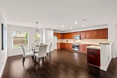 5311 Freestone Drive, Grand Prairie, TX 75052 - Photo 10