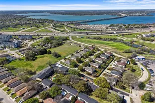 4917 Captains Pl, Garland, TX 75043 - Photo 16