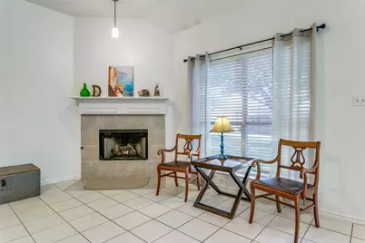 977 Valley View Drive, Lewisville, TX 75067 - Photo 10