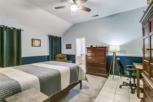 977 Valley View Dr, Lewisville, TX 75067 - Photo 20