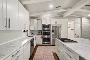 10111 Shadyview Dr, Dallas, TX 75238 - Photo 10