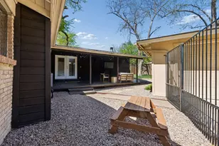 10111 Shadyview Dr, Dallas, TX 75238 - Photo 28