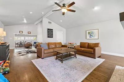 10111 Shadyview Drive, Dallas, TX 75238 - Photo 16