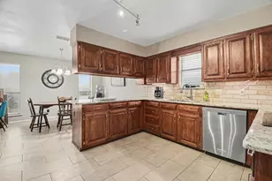 205 Randy Lee Ln, McKinney, TX 75071 - Photo 6